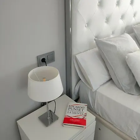 Apartament Claro De Luna *